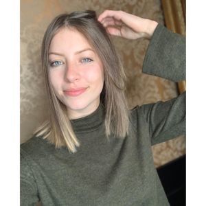 Meet your Posher, Alianna